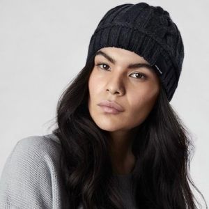 Canada Goose “Cable” toque BLUE